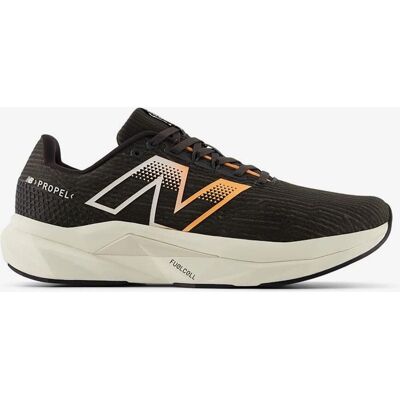 New Balance MFCPRV5 Chaussures de course FuelCell Propel - Sport - Publicité New Balance MFCPRV5 Chaussures de course FuelCell Propel - Sport - Publicité