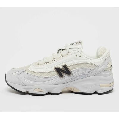 Baskets New Balance 1000 Pearl Grey - Chaussures de course - Publicité Baskets New Balance 1000 Pearl Grey - Chaussures de course - Publicité