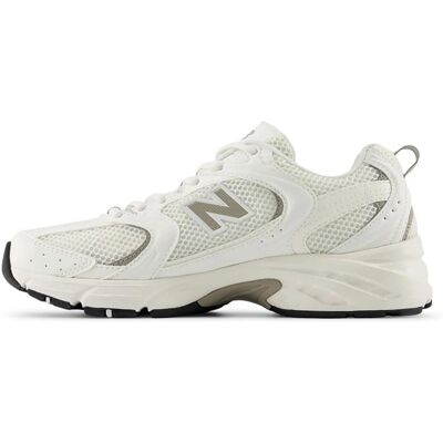 Baskets New Balance U530CSB Blanches - Trainers - Publicité Baskets New Balance U530CSB Blanches - Trainers - Publicité