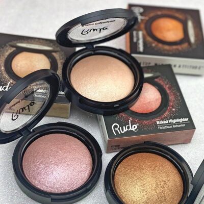Rude Cosmetics - Baked Highlighter Shimmer Bases on Me - Nude - Highlighter Rude Cosmetics - Baked Highlighter Shimmer Bases on Me - Nude - Highlighter