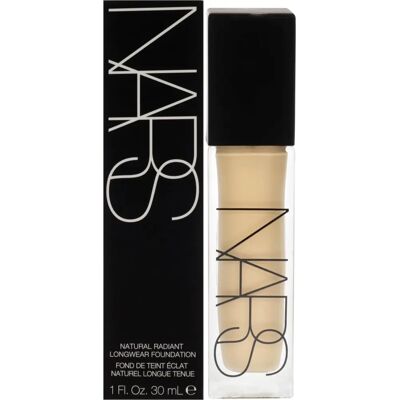 Nars Gobi Longwear Foundation - Light 3 - Radiant, Medium Coverage Nars Gobi Longwear Foundation - Light 3 - Radiant, Medium Coverage