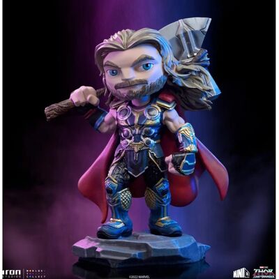Figure en Vinyle Thor MiniCo - Thor : Love and Thunder - Publicité Figure en Vinyle Thor MiniCo - Thor : Love and Thunder - Publicité