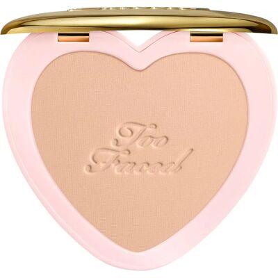 Too Faced Born This Way Soft Blur Puder - Puder - Tan Too Faced Born This Way Soft Blur Puder - Puder - Tan