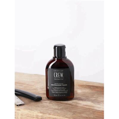 Tonico rivitalizzante American Crew 150 ml - Lozione post-raso Tonico rivitalizzante American Crew 150 ml - Lozione post-raso
