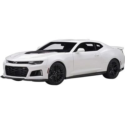 Model odlewany Chevrolet Camaro ZL1 - Skala 1:18 - Biały Model odlewany Chevrolet Camaro ZL1 - Skala 1:18 - Biały