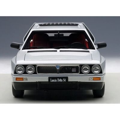 AUTOart Lancia Delta S4 - Model w skali 1:18 AUTOart Lancia Delta S4 - Model w skali 1:18