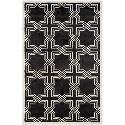 Safavieh - Barcares - Grau - 120x76x0.64 cm - Außen-Teppich Safavieh - Barcares - Grau - 120x76x0.64 cm - Außen-Teppich