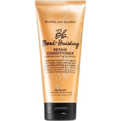 Bumble and Bumble Conditioner pentru Repararea Legăturilor - 200 ml Bumble and Bumble Conditioner pentru Repararea Legăturilor - 200 ml