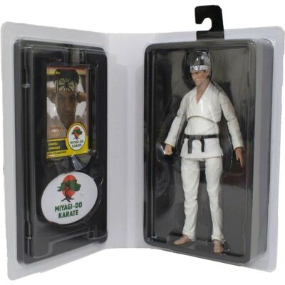 Diamond Select Cobra Kai Daniel LaRusso VHS Action Figure - SDCC 2022 Exclusive Diamond Select Cobra Kai Daniel LaRusso VHS Action Figure - SDCC 2022 Exclusive