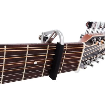 Shubb L3 12-String Capo - Lehký hliníkový Shubb L3 12-String Capo - Lehký hliníkový