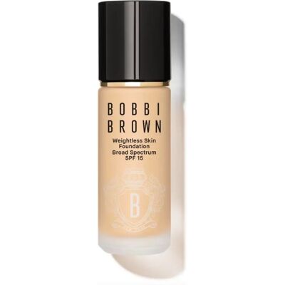 Bobbi Brown Weightless Skin Foundation - Warm Sand - Medium Coverage - SPF 15 Bobbi Brown Weightless Skin Foundation - Warm Sand - Medium Coverage - SPF 15