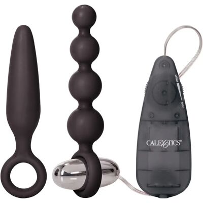 CalExotics Booty Call Vibrator Setti - Musta CalExotics Booty Call Vibrator Setti - Musta