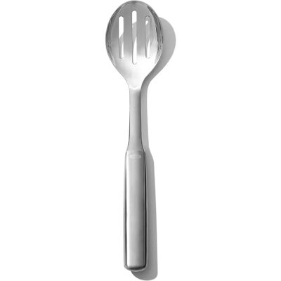 Cuillère à servir à fentes en acier inoxydable OXO - 18 cm, 28cm Cuillère à servir à fentes en acier inoxydable OXO - 18 cm, 28cm