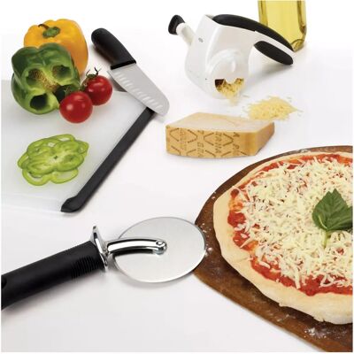 Oxo Good Grips Pizza Wheel - Black - 3" Pizza Cutter Oxo Good Grips Pizza Wheel - Black - 3" Pizza Cutter
