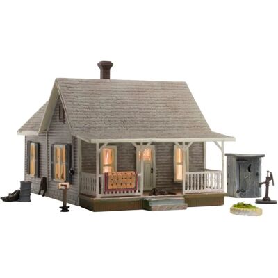 Woodland Scenics - Old Homestead HO - Scale Model Woodland Scenics - Old Homestead HO - Scale Model