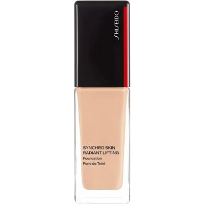 Shiseido Synchro Skin Radiant Lifting Foundation - SPF30, Linen, 30ml Shiseido Synchro Skin Radiant Lifting Foundation - SPF30, Linen, 30ml