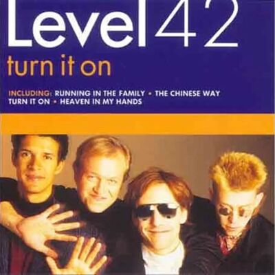 Spectrum Level 42 Turn It On - CD de musique - Publicité Spectrum Level 42 Turn It On - CD de musique - Publicité