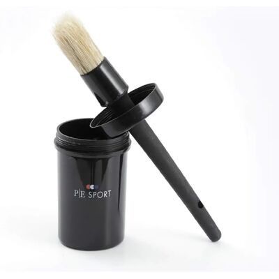 Brosse PREMIER EQUINE - Couvercle à vis pour stockage sécurisé - Convient pour les expositions et un usage quotidien - Facile d'ajouter votre huile pour sabots préférée - Publicité Brosse PREMIER EQUINE - Couvercle à vis pour stockage sécurisé - Convient pour les expositions et un usage quotidien - Facile d'ajouter votre huile pour sabots préférée - Publicité