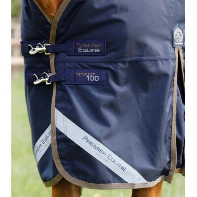 Premier Equine Titan 100 g Pferdedecke - Wasserfest, Atmungsaktiv, Reflektierend Premier Equine Titan 100 g Pferdedecke - Wasserfest, Atmungsaktiv, Reflektierend