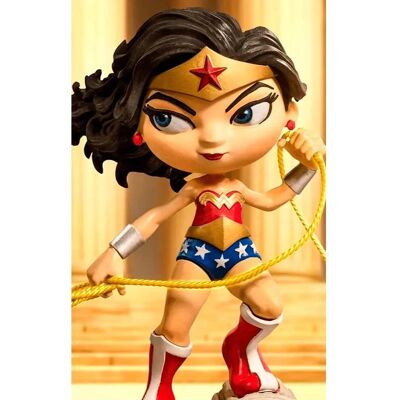 Iron Studios Wonder Woman Minico Vinyl Figure - Vinyl Figure Iron Studios Wonder Woman Minico Vinyl Figure - Vinyl Figure