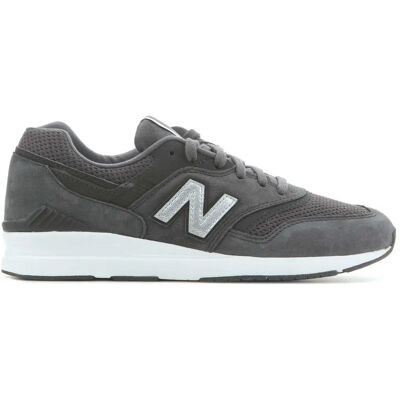 New Balance WL697SHC Bleu - Baskets - Publicité New Balance WL697SHC Bleu - Baskets - Publicité