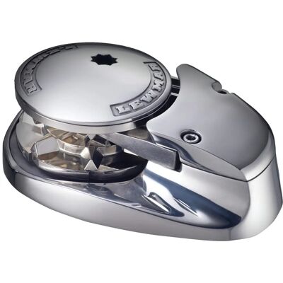 Lewmar V700 1/4" Windlass - Windlass Lewmar V700 1/4" Windlass - Windlass