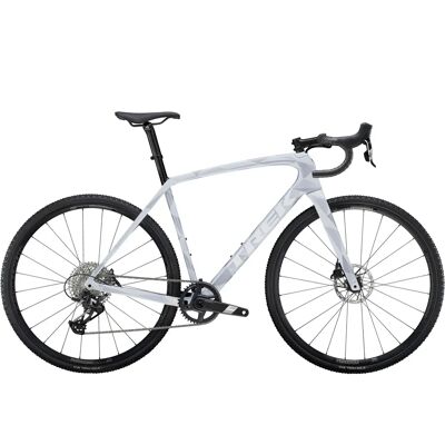 Trek Boone 5 - VTT XC - 12 vitesses - Plasma Grey Pearl 58cm - Publicité Trek Boone 5 - VTT XC - 12 vitesses - Plasma Grey Pearl 58cm - Publicité