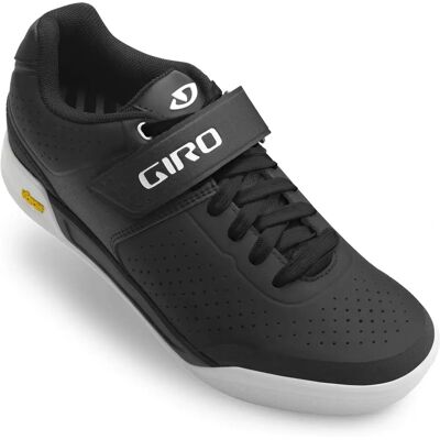Giro Giro Chamber II MTB Schuhe - Schwarz / Weiß - Unterstützender Sitz Giro Giro Chamber II MTB Schuhe - Schwarz / Weiß - Unterstützender Sitz