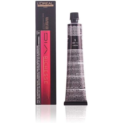 MAC Cosmetics Lip Pencil Chestnut - Creion de buze pentru look-uri naturale și îndrăznețe MAC Cosmetics Lip Pencil Chestnut - Creion de buze pentru look-uri naturale și îndrăznețe