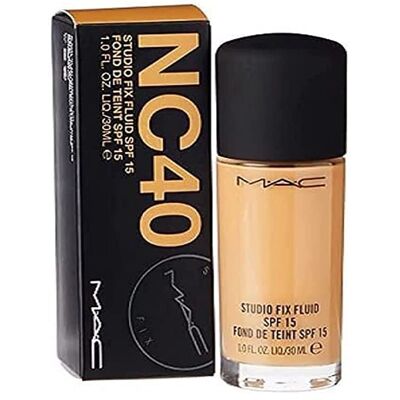 MAC Cosmetics Studio Fix Fluid NC40 Mattifying Foundation SPF 15 - Foundation MAC Cosmetics Studio Fix Fluid NC40 Mattifying Foundation SPF 15 - Foundation