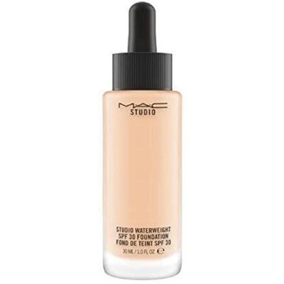 MAC Cosmetics Studio Waterweight SPF 30 Foundation - NC20 MAC Cosmetics Studio Waterweight SPF 30 Foundation - NC20
