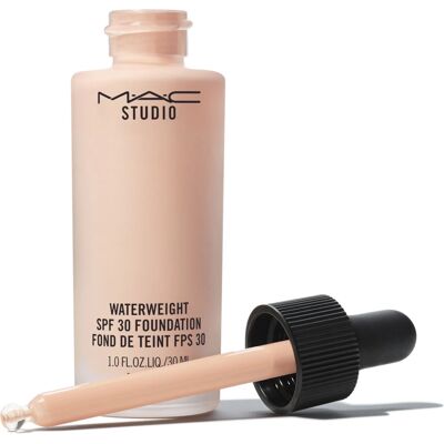 MAC NW13 Base Hidratante SPF 30 - Base MAC NW13 Base Hidratante SPF 30 - Base