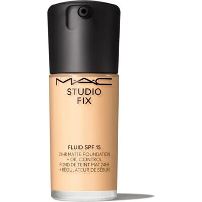 MAC Cosmetics NC15 Studio Fix SPF 15 Foundation - Matt, 24H, Ölkontrolle MAC Cosmetics NC15 Studio Fix SPF 15 Foundation - Matt, 24H, Ölkontrolle