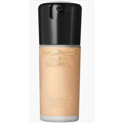 MAC Cosmetics Studio Radiance Serum-Powered Foundation NC18 - Foundation MAC Cosmetics Studio Radiance Serum-Powered Foundation NC18 - Foundation