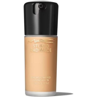 MAC Cosmetics Studio Radiance Serum-Powered Foundation - NC30 MAC Cosmetics Studio Radiance Serum-Powered Foundation - NC30