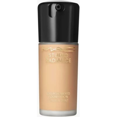 MAC Cosmetics Studio Radiance Serum-Powered Foundation - NC35 MAC Cosmetics Studio Radiance Serum-Powered Foundation - NC35