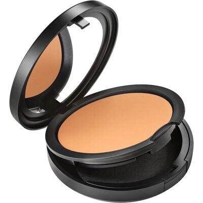 MAC Studio Fix Powder Plus Foundation - Blended matte finish - 78 shades - Foundation MAC Studio Fix Powder Plus Foundation - Blended matte finish - 78 shades - Foundation