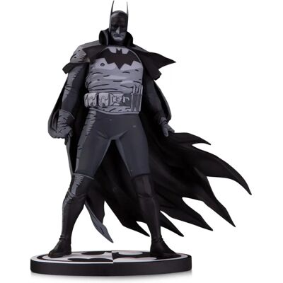 Statue Batman Black & White DC Direct - 20cm, Design Mignola - Publicité Statue Batman Black & White DC Direct - 20cm, Design Mignola - Publicité