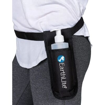 EarthLite Massage Öl Flaschenhalter Schwarzer Hüftgürtel - Inkl. Flasche & Gurt EarthLite Massage Öl Flaschenhalter Schwarzer Hüftgürtel - Inkl. Flasche & Gurt