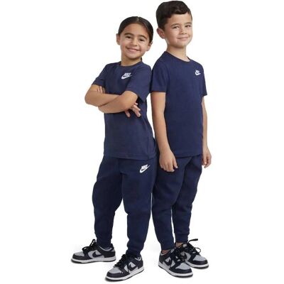 Nike Unisex Barn Navy Broderad Sportswear T-shirt - 3 år Nike Unisex Barn Navy Broderad Sportswear T-shirt - 3 år