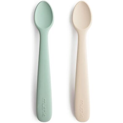 Colheres de silicone Mushie para bebês - Azul / Areia - 6M+ Colheres de silicone Mushie para bebês - Azul / Areia - 6M+