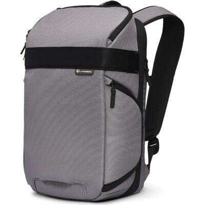 Gomatic Peter Mckinnon Luma Camera Pack 18L - Sac à dos pour appareil photo - Publicité Gomatic Peter Mckinnon Luma Camera Pack 18L - Sac à dos pour appareil photo - Publicité