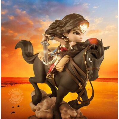 Quantum Mechanix Wonder Woman auf Pferd Q-Fig MAX 5" Vinylfigur Quantum Mechanix Wonder Woman auf Pferd Q-Fig MAX 5" Vinylfigur