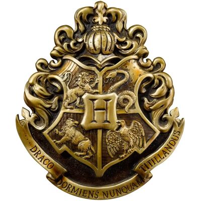 Noble Collection Hogwarts Crest Wall Plaque - 27cm Noble Collection Hogwarts Crest Wall Plaque - 27cm