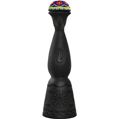 Clase Azul Mezcal Durango - Agave Sauvage, Bouteille Artisanale - Mezcal - Publicité Clase Azul Mezcal Durango - Agave Sauvage, Bouteille Artisanale - Mezcal - Publicité