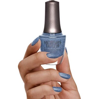 Morgan Taylor - 50093 - Blue Metallic - Vernis à ongles - Publicité Morgan Taylor - 50093 - Blue Metallic - Vernis à ongles - Publicité