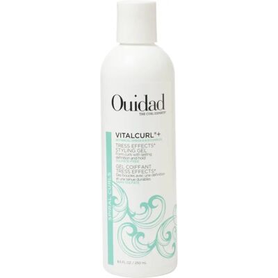Ouidad Vitalcurl Modèle Vitalcurl Plus Tress Effects - Gel coiffant - Publicité Ouidad Vitalcurl Modèle Vitalcurl Plus Tress Effects - Gel coiffant - Publicité