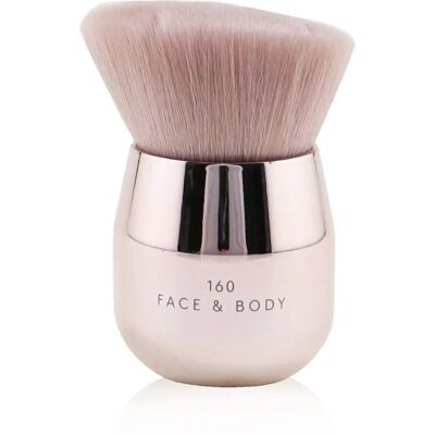 Fenty Beauty par Rihanna Brosse Kabuki visage & corps 160 - Pinceaux de maquillage - Publicité Fenty Beauty par Rihanna Brosse Kabuki visage & corps 160 - Pinceaux de maquillage - Publicité