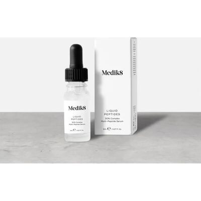 Medik8 Liquid Peptides Peptides 30% Complex Multi-Peptide Serum 8mL - Serum mit 30% Peptidkomplex für reife Haut Medik8 Liquid Peptides Peptides 30% Complex Multi-Peptide Serum 8mL - Serum mit 30% Peptidkomplex für reife Haut