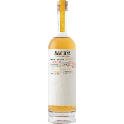 Amatiteña Tequila Reposado - Agave - Goud - 42% - 0,7l Amatiteña Tequila Reposado - Agave - Goud - 42% - 0,7l